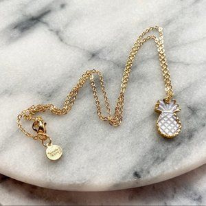 18k Gold Natural Shell Pineapple Necklace